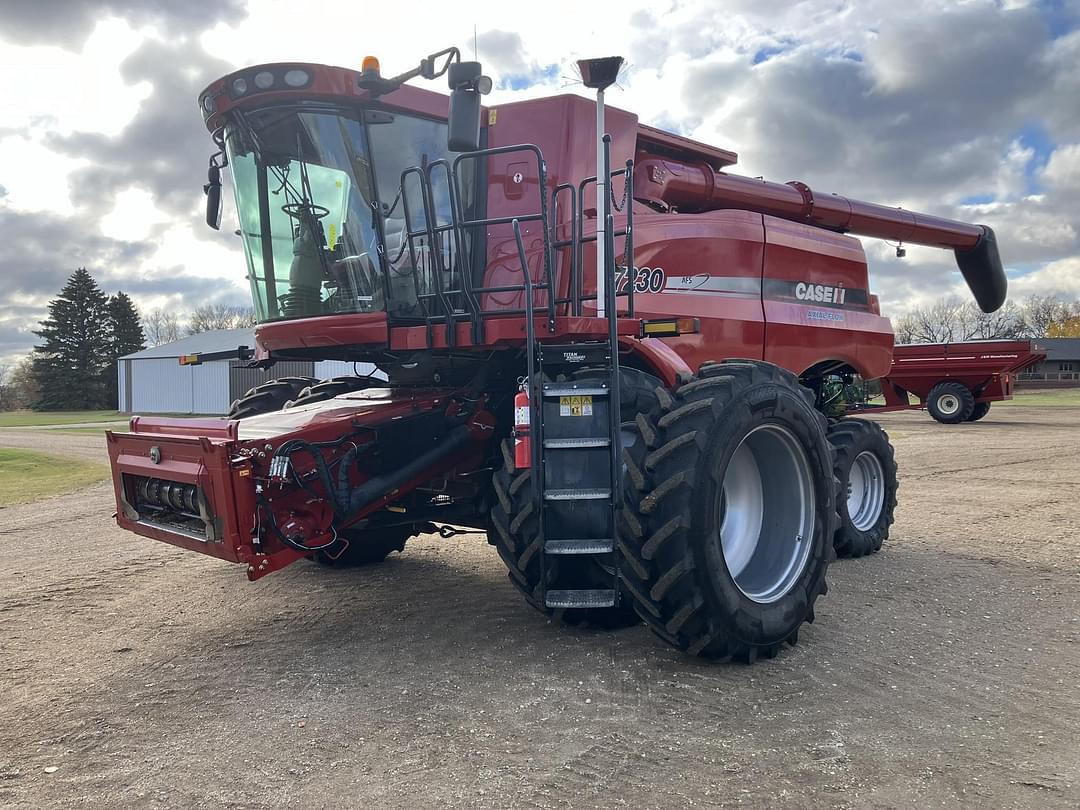 Image of Case IH 7230 Primary image