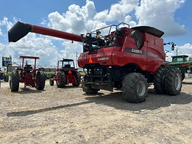 Image of Case IH 7230 equipment image 2
