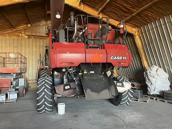 Image of Case IH 7230 equipment image 3