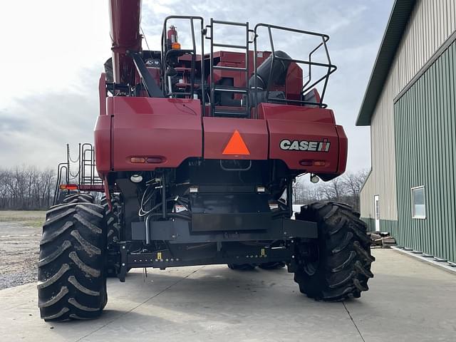 Image of Case IH 8120 equipment image 3