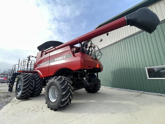 Image of Case IH 8120 equipment image 2