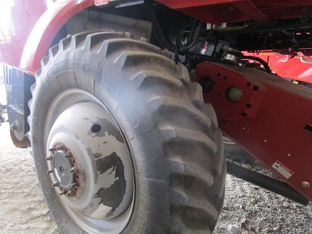 Image of Case IH 8120 equipment image 3