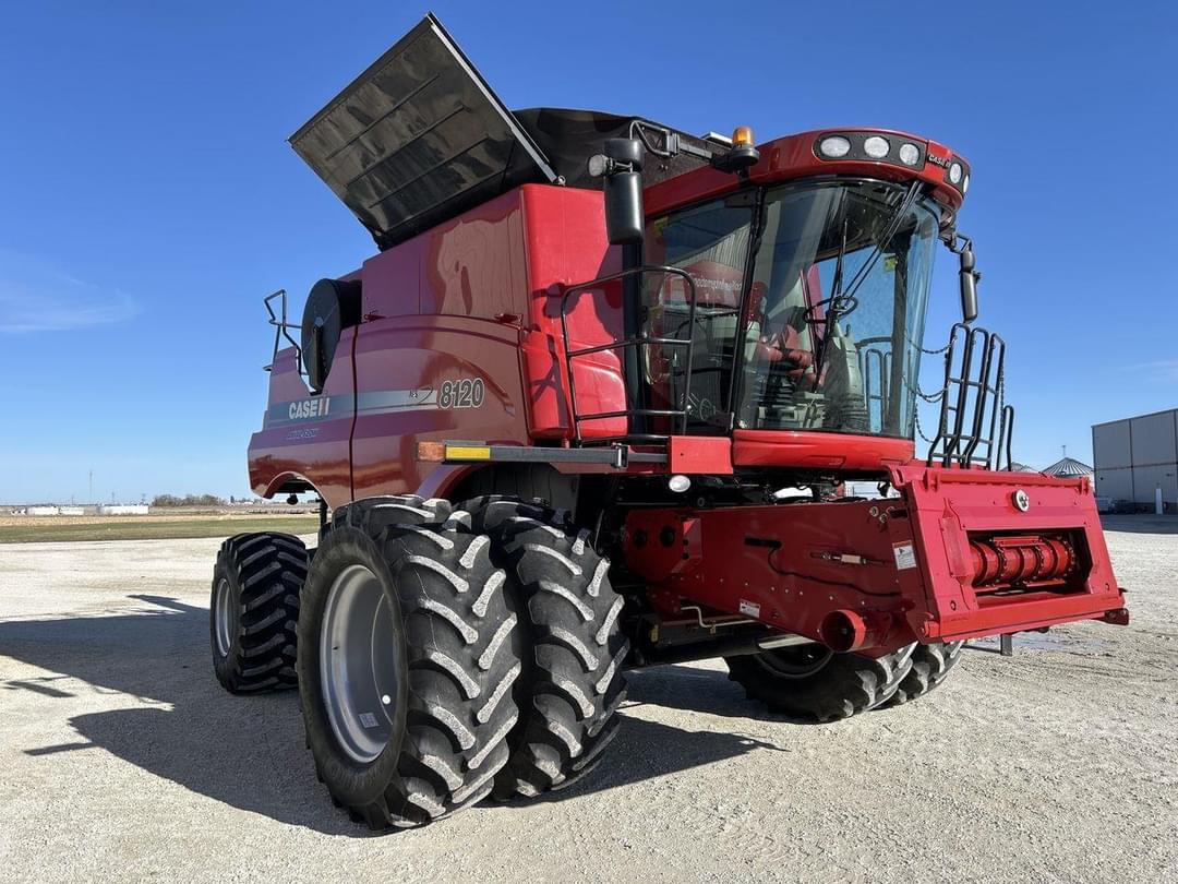 Image of Case IH 8120 Primary image