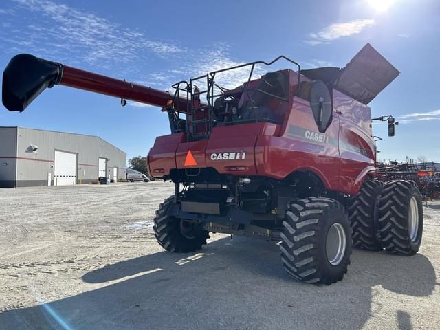 Image of Case IH 8120 equipment image 2
