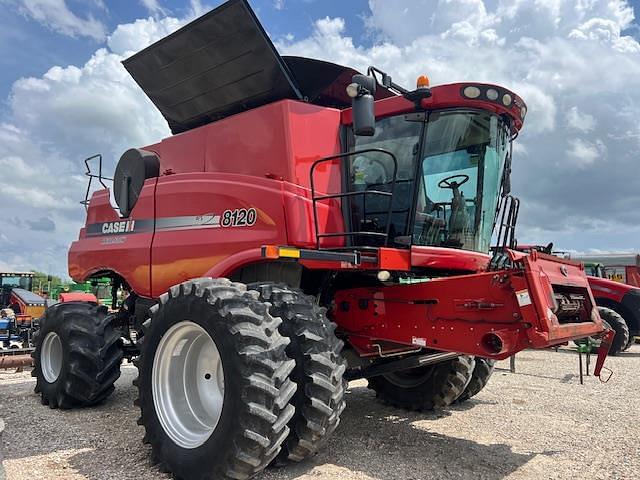 Image of Case IH 8120 equipment image 1
