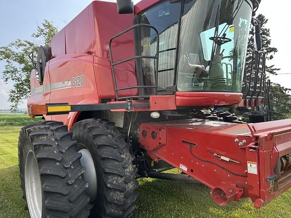 Image of Case IH 8120 equipment image 3