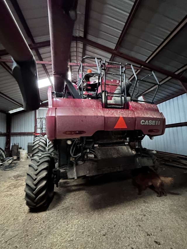 Image of Case IH 8120 equipment image 3