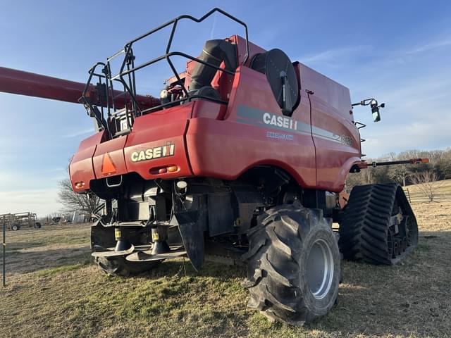Image of Case IH 8120 equipment image 3