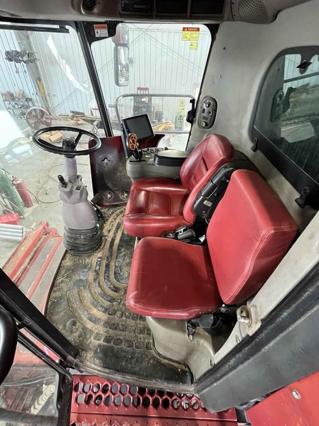 Image of Case IH 8230 equipment image 1
