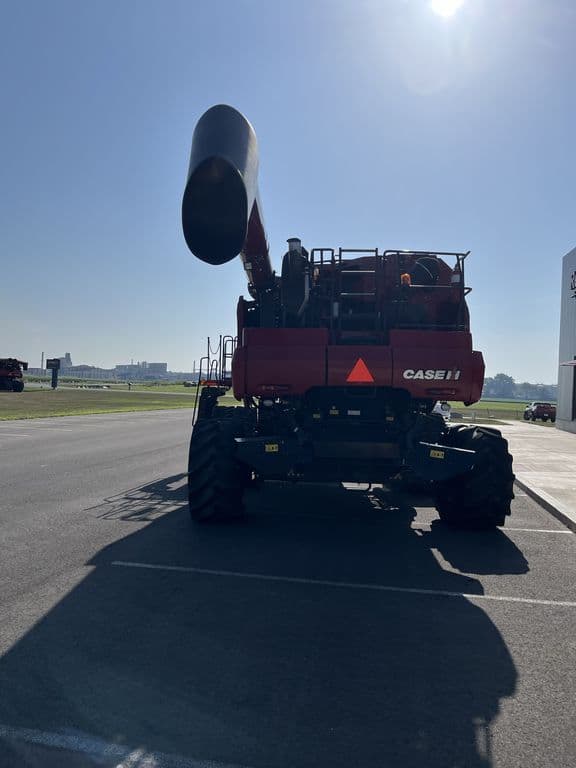 Image of Case IH 8230 equipment image 3