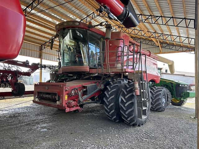 Image of Case IH 8230 equipment image 3