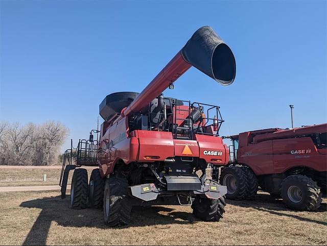 Image of Case IH 8230 equipment image 4