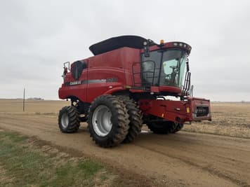 Main image Case IH 8230