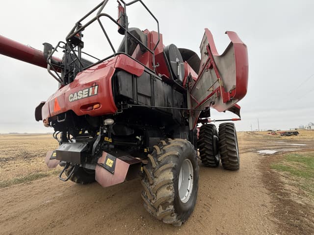 Image of Case IH 8230 equipment image 4