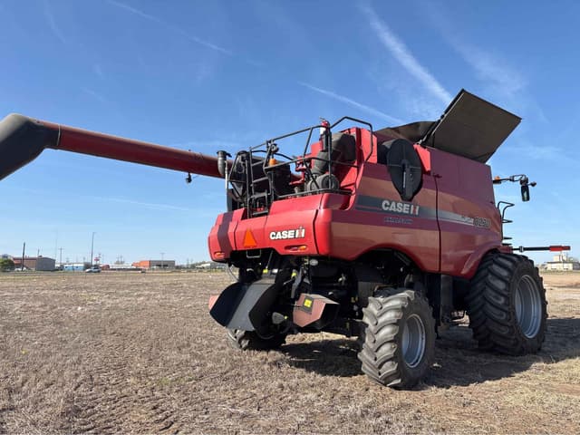 Image of Case IH 8230 equipment image 4