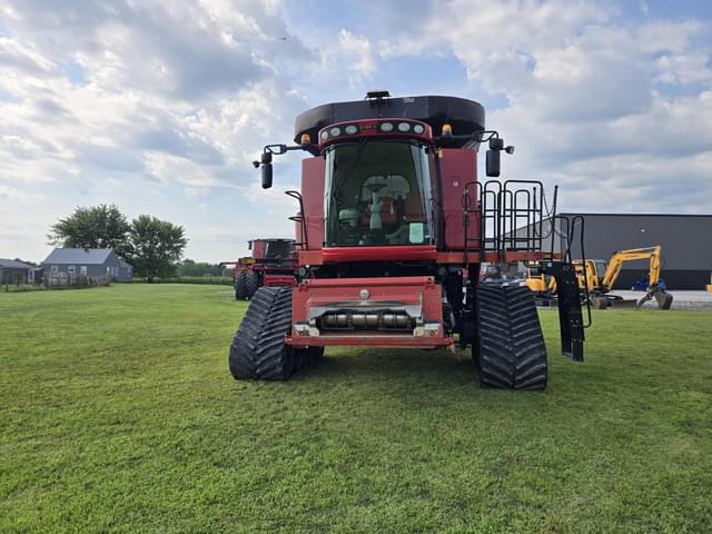 Image of Case IH 8230 equipment image 2