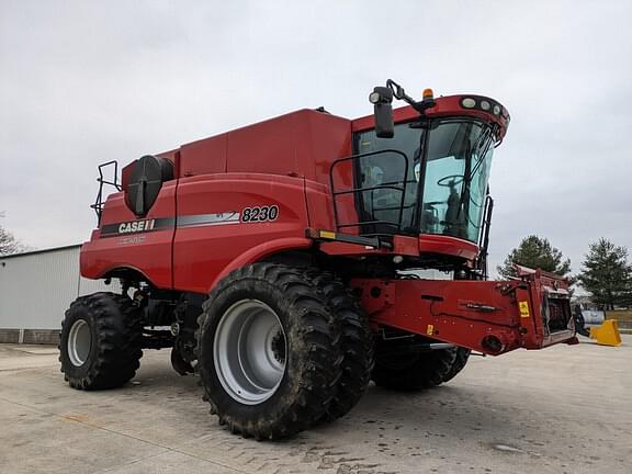 Image of Case IH 8230 Primary image