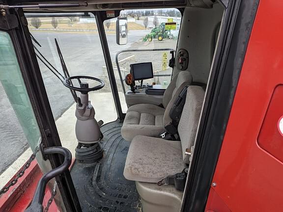 Image of Case IH 8230 equipment image 4