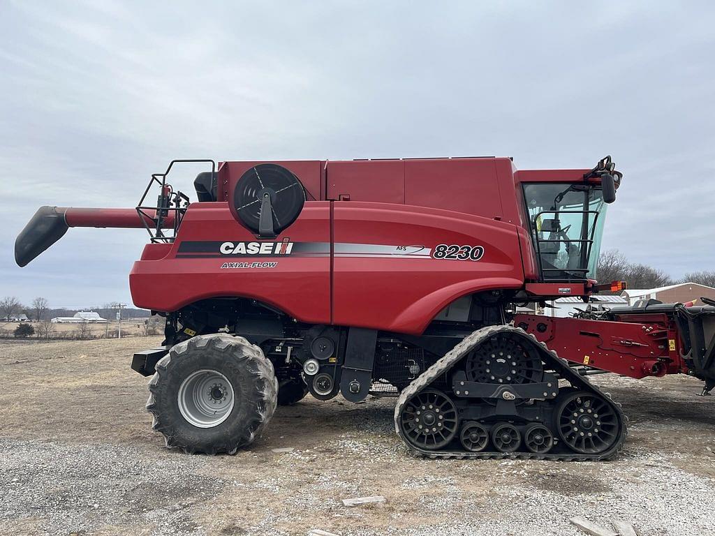 Image of Case IH 8230 Primary image