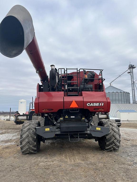 Image of Case IH 8230 equipment image 2
