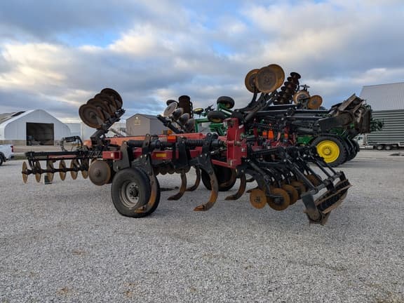 Image of Case IH Ecolo-Tiger 870 equipment image 2