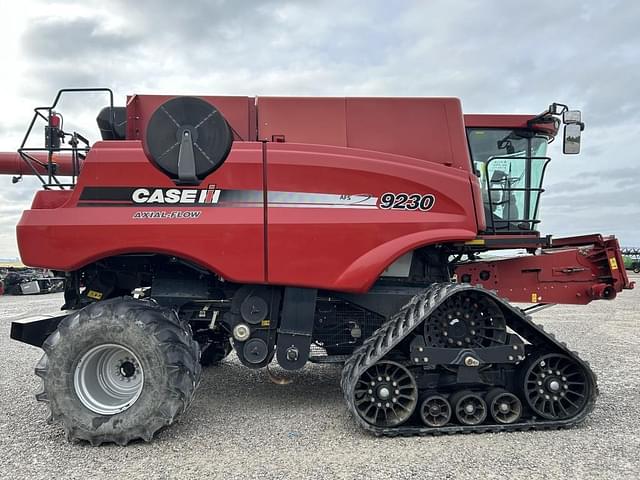 Image of Case IH 9230 equipment image 3