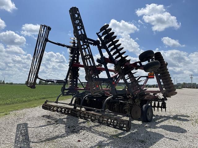 Image of Case IH 330 Turbo Till equipment image 4