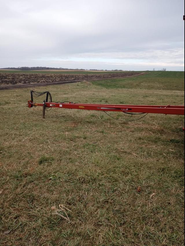 Image of Case IH 110 equipment image 4