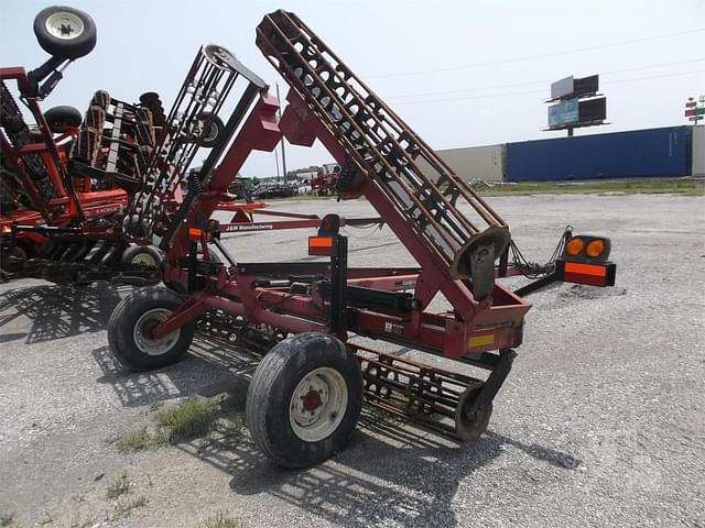 Image of Case IH 110 equipment image 4