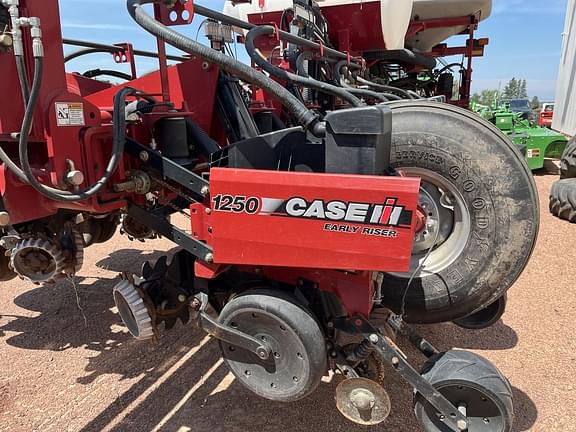 Image of Case IH 1250 equipment image 1