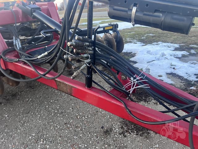 Image of Case IH Ecolo-Tiger 870 equipment image 4