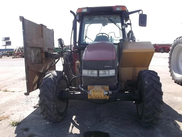 Image of Case IH Farmall 105U equipment image 1