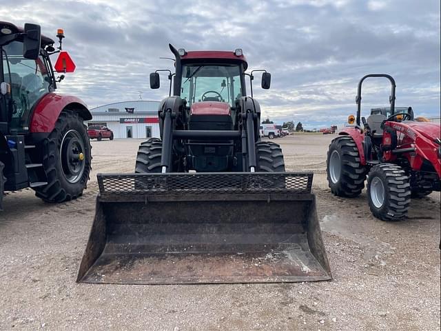 Image of Case IH Farmall 110A equipment image 2