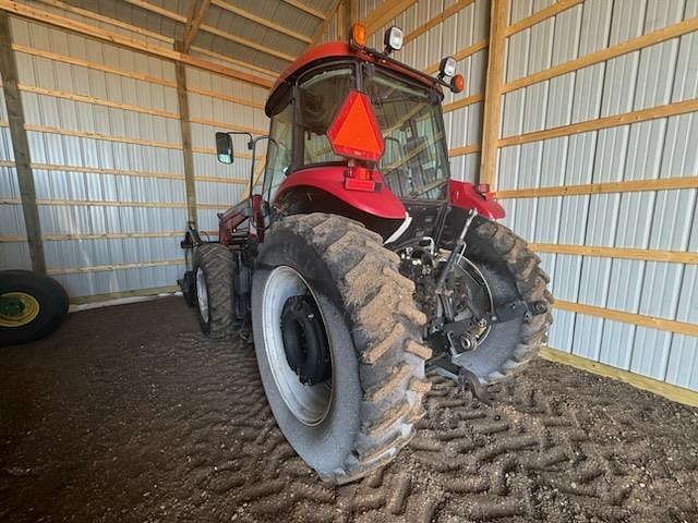 Image of Case IH Farmall 125A equipment image 1