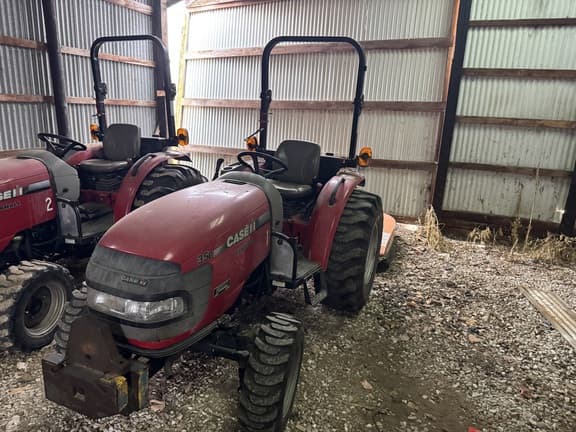 Image of Case IH Farmall 35B Primary image