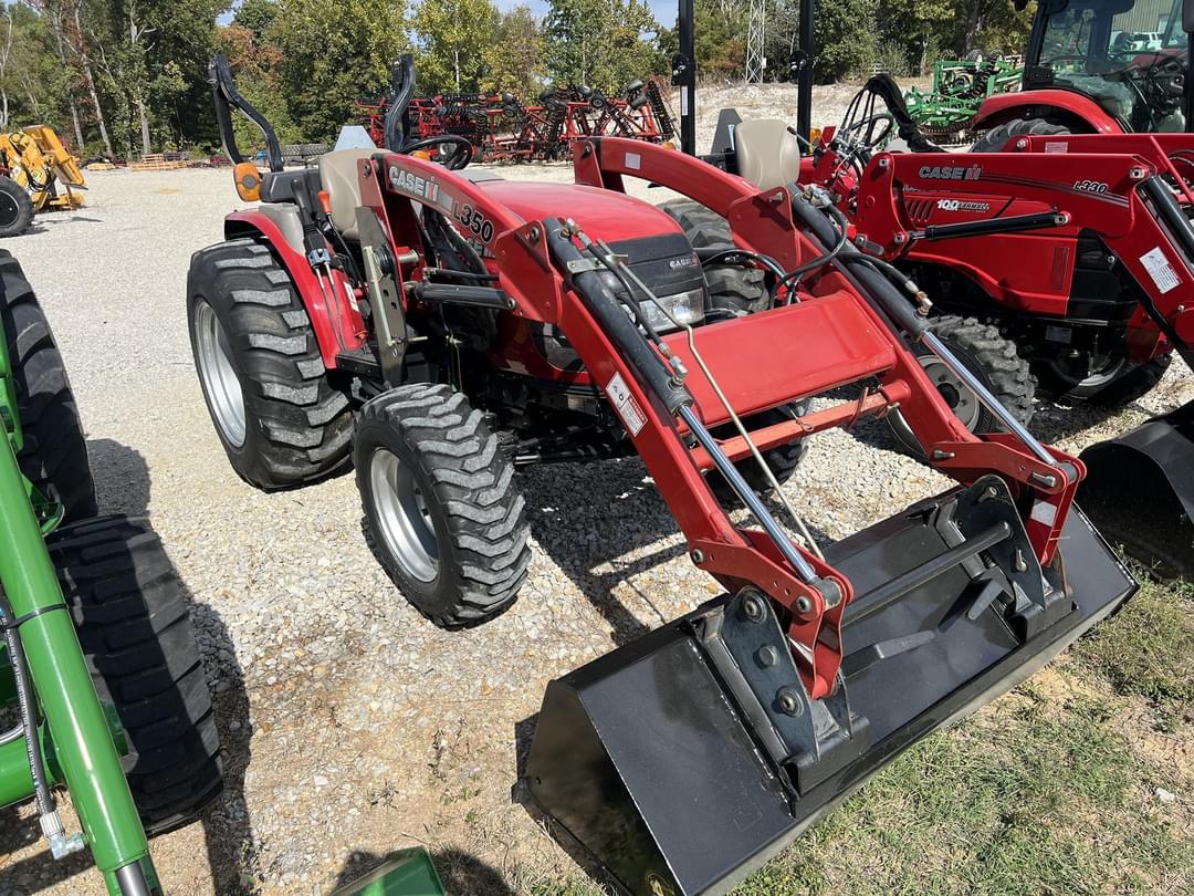Image of Case IH Farmall 50B Primary image