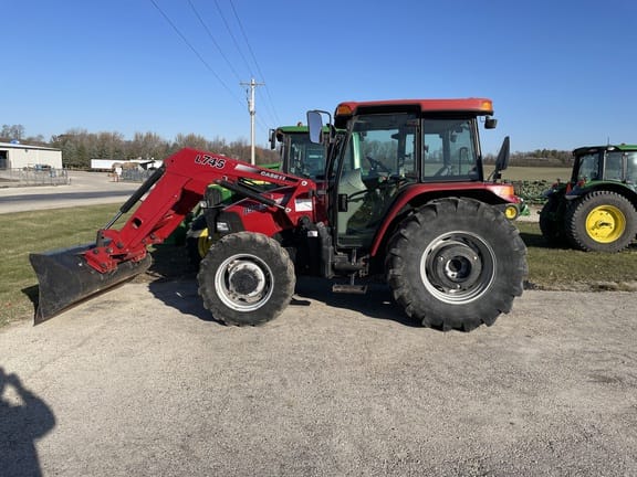 Main image Case IH Farmall 85U