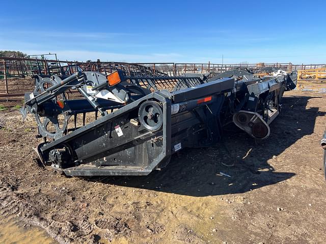 Image of Case IH 2152 equipment image 4