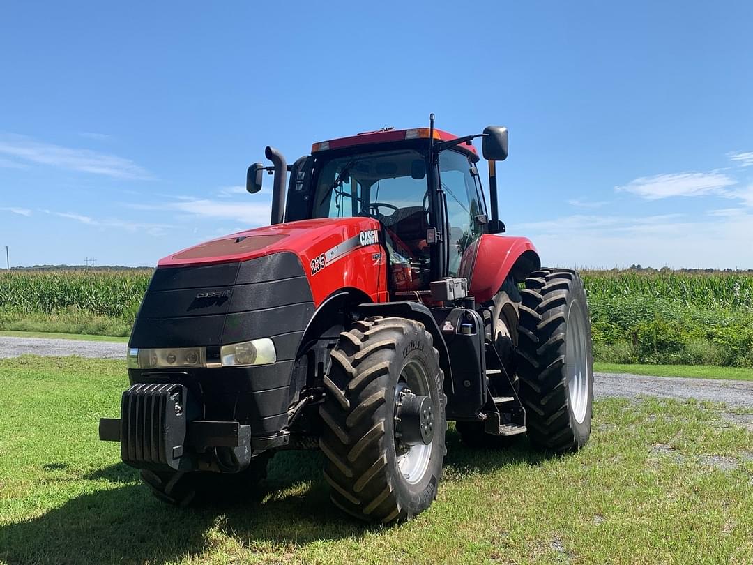 Image of Case IH Magnum 235 Primary image