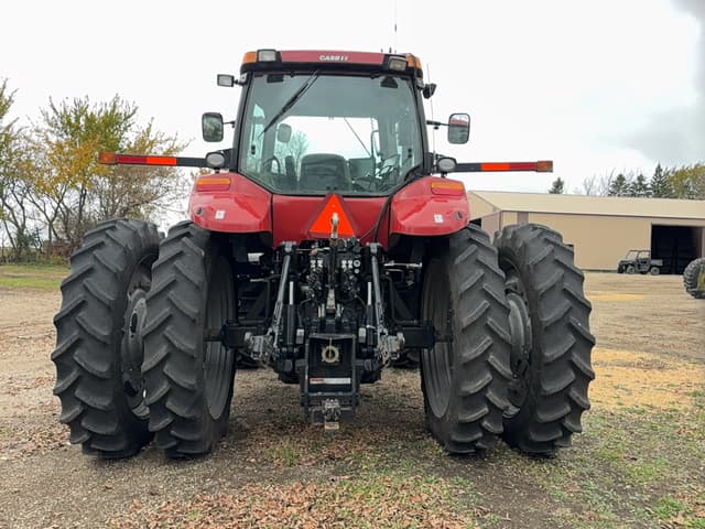 Image of Case IH Magnum 180 equipment image 2