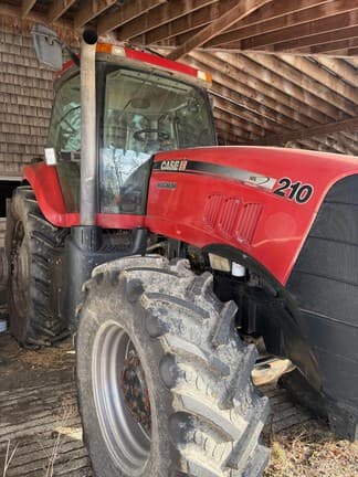 Image of Case IH Magnum 210 equipment image 2