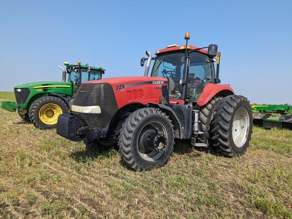 Main image Case IH Magnum 225