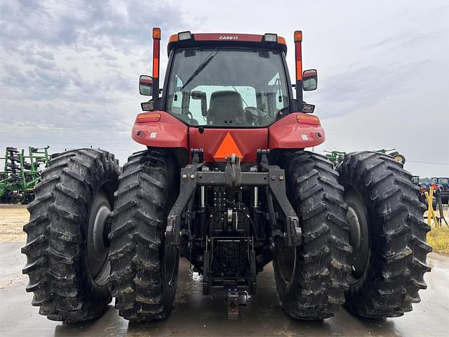 Image of Case IH Magnum 235 equipment image 3