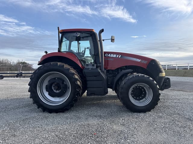 Image of Case IH Magnum 235 equipment image 1