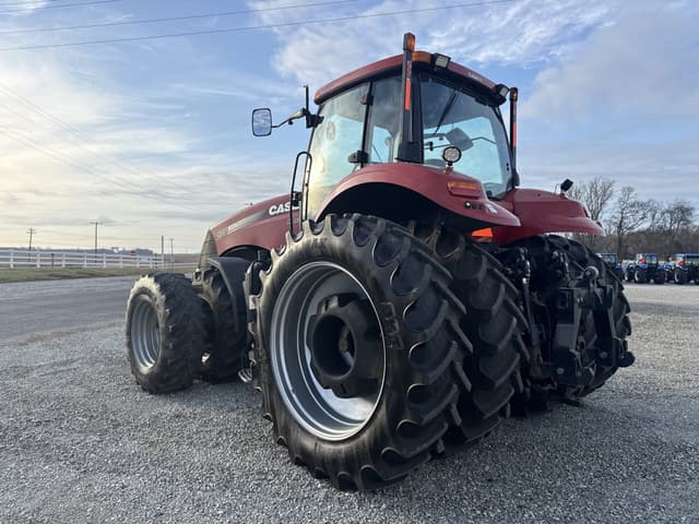 Image of Case IH Magnum 235 equipment image 4