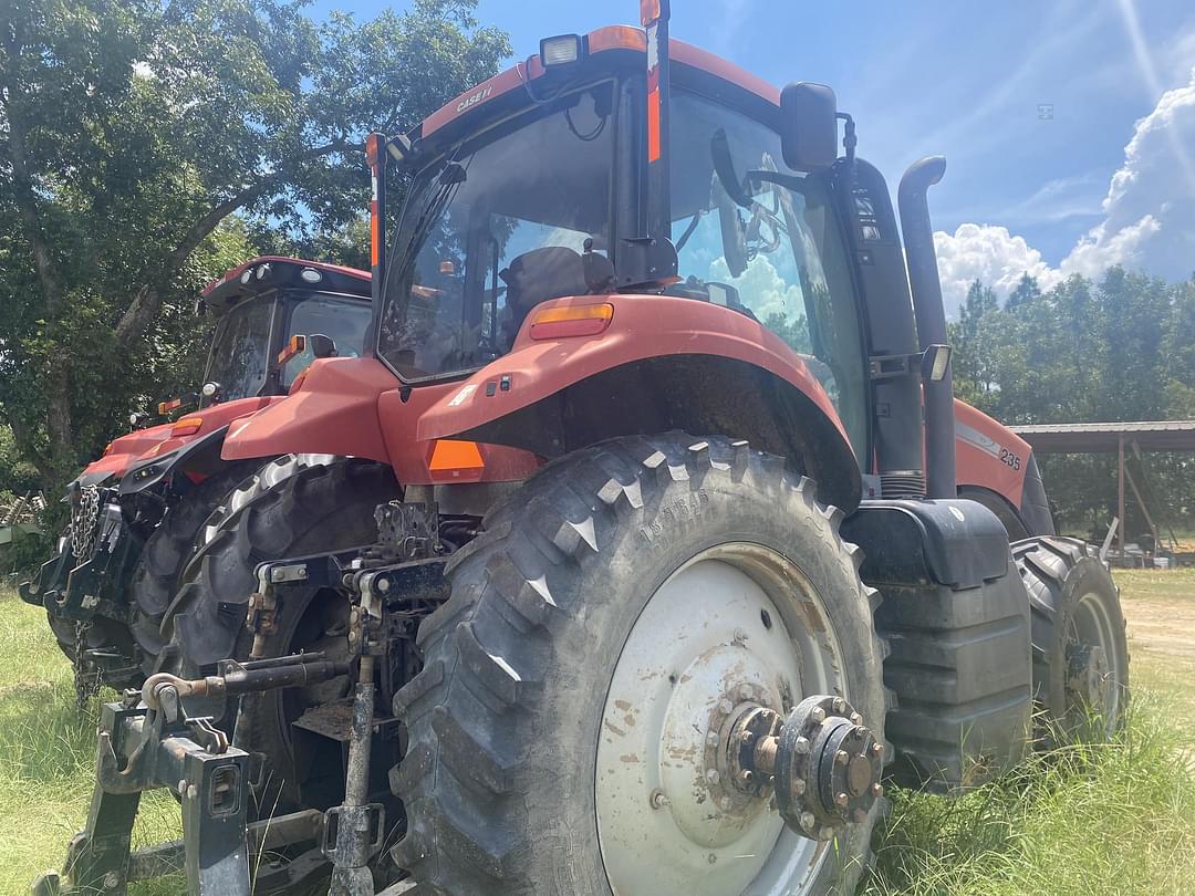 Image of Case IH Magnum 235 Primary image