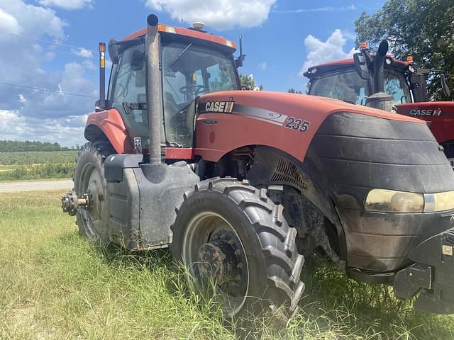 Image of Case IH Magnum 235 equipment image 1