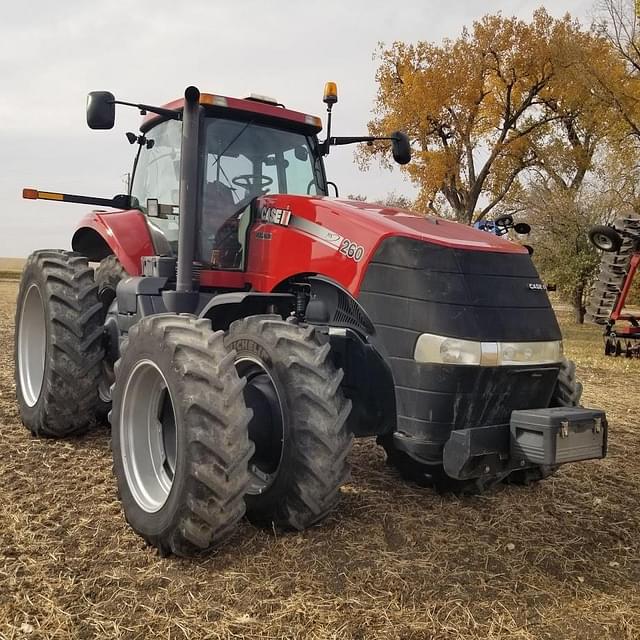 Image of Case IH Magnum 260 equipment image 1