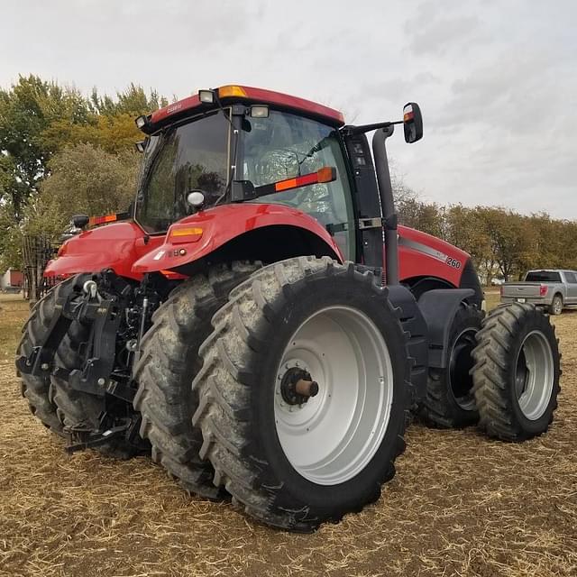 Image of Case IH Magnum 260 equipment image 3