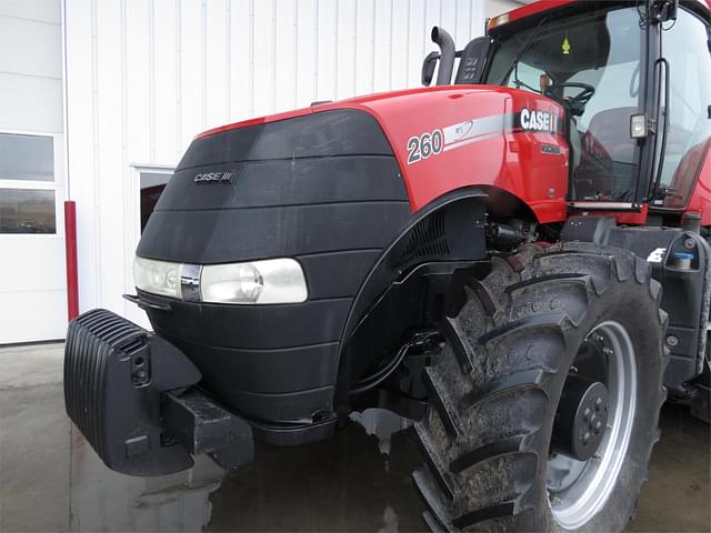 Image of Case IH Magnum 260 equipment image 3